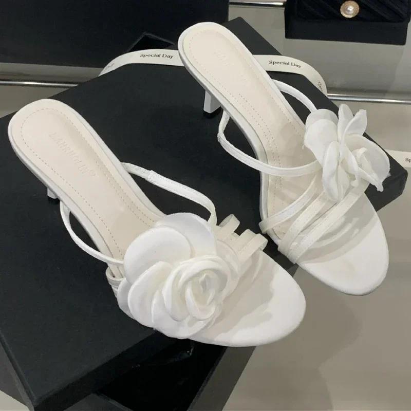 Mode Elegant Blume Schmalband Design Marke Damen Hausschuhe Sommer Offene Zehe Sexy Dünner Absatz Pantoletten Bequemer Satin Partyschuh