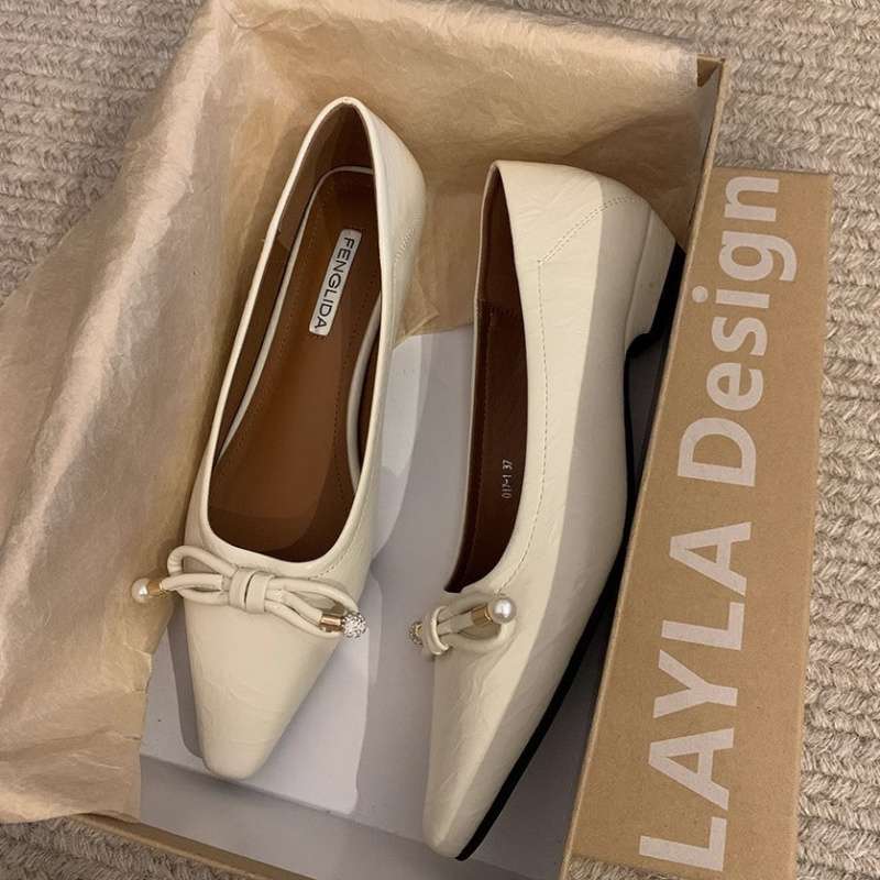 2025 spring and autumn new pointed single shoes fairy shoes light mouth silver bow with skirt temperament high heel single shoes