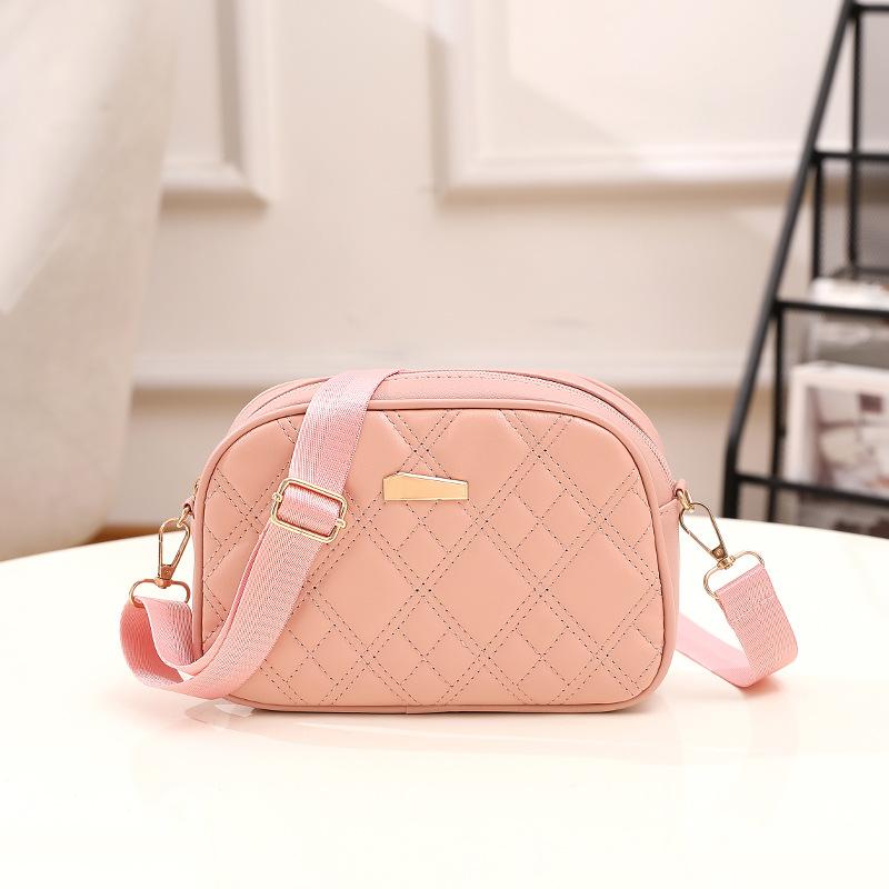 Trendy small bag, new fashion diamond women's bag, women's small square bag, shoulder messenger bag, simple mobile phone bag.