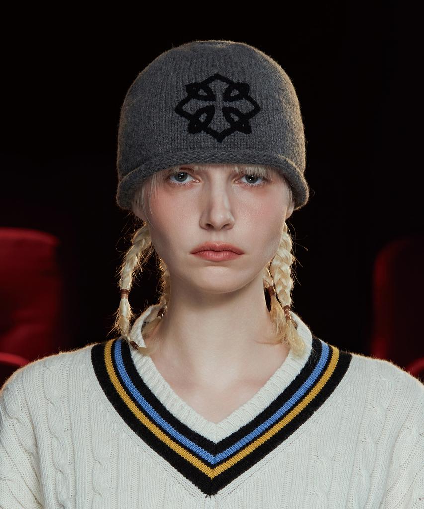 UNALLOYED Symbol Wool Beanie / Gray