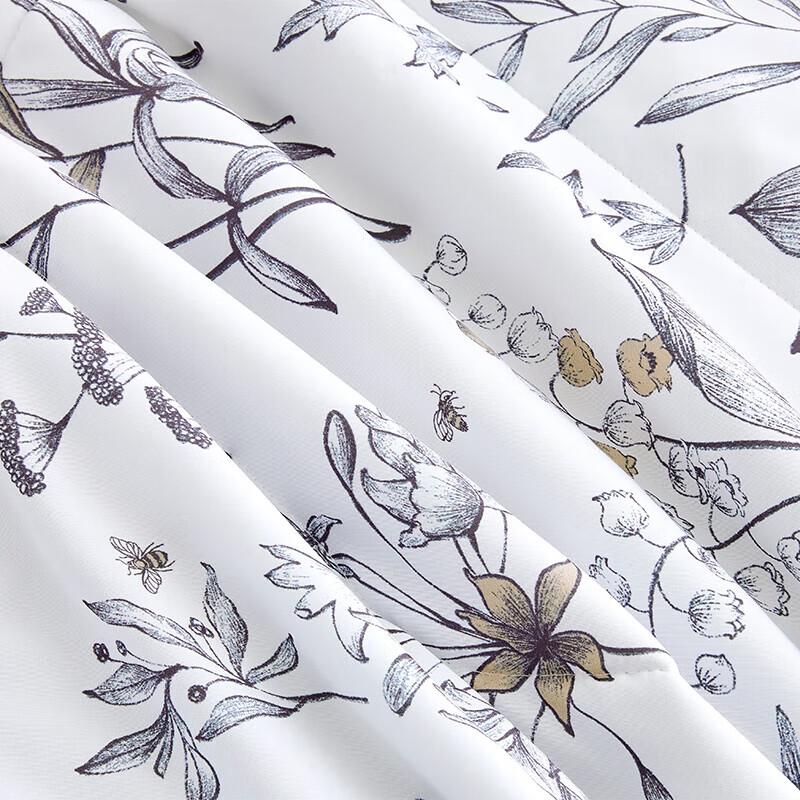 LOVO Floral Summer Quilt