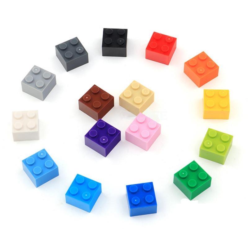 60pcs DIY Building Blocks Thick Figures Bricks 2x2 Dots Educational Creative Size Compatible With 3003 Plastic Toys for Children