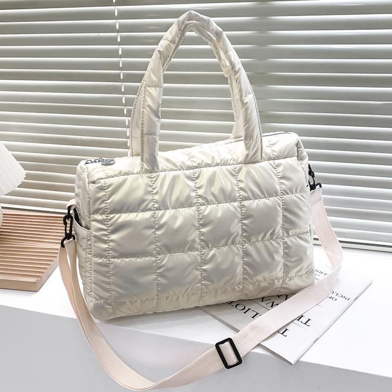 Fashionable Women's Tote Bag, Female Large Capacity Padded Shoulder Bag, Quilted Checkered Handbag, Down Messenger Bag