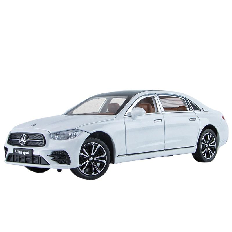 

1/24 Benz E-Class E300 L Модель легкосплавного автомобиля, литая игрушка, металлические транспортные средства, высокая имитация, звук и свет, инерционная игрушечная машинка, коллекция, подарок белый