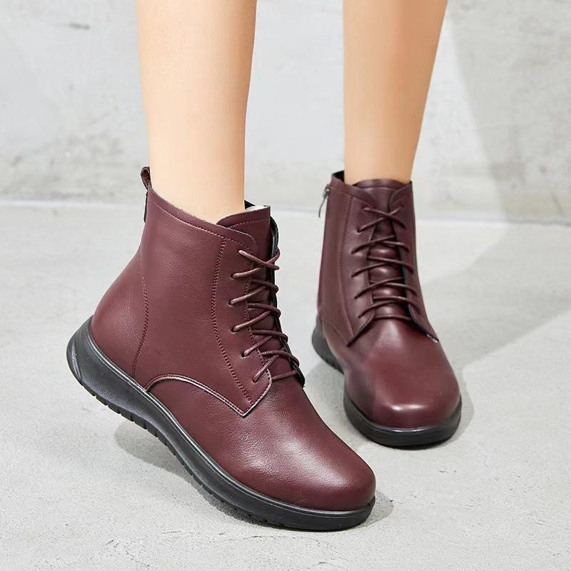 Winter Short Boots for Women 2024 New Velvet Snow Boots Waterproof Anti Slip Round Head Side Zipper Lightweight Women s Shoes 35 красный 3980₽