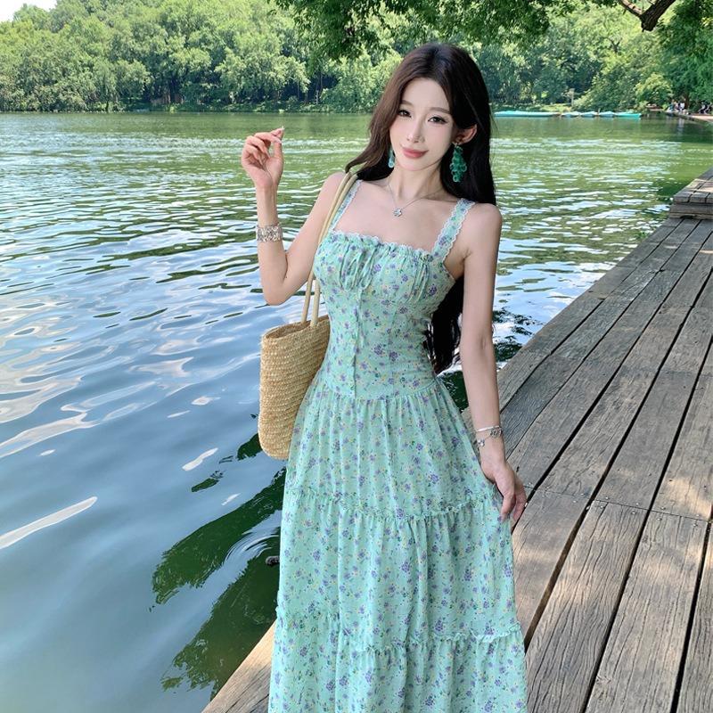 French Temperament Cold Feeling Green Floral Suspender Dress Women's Design Feeling Waist and Thin Seaside Vacation Dress