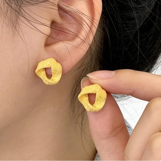 Korean Gold And Silver Two-Color Geometric Triangular Stud Earrings Female Niche Design Sweet And Cool Style Versatile Accessories