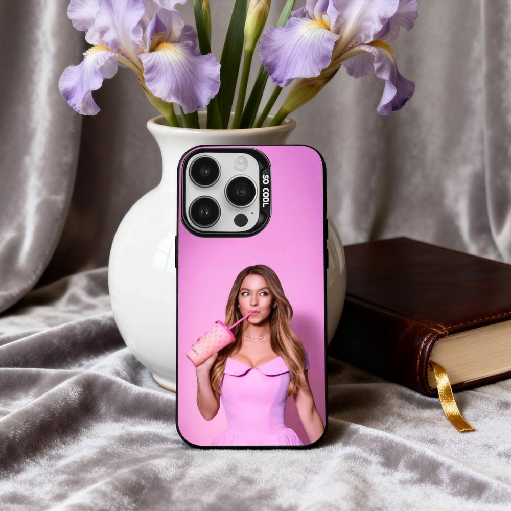 Stunning S-Sydney S-Sweeney Actress Phone Case For iPhone17,16,15,14,13,12,11 Plus,Pro Max Black Candy silver phone case