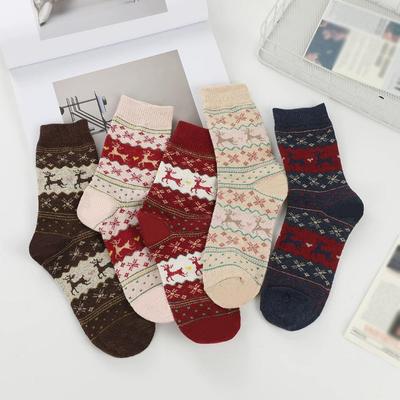 5 Pairs of Cute Reindeer Snowflake Pattern Women's Mid Tube Socks for Christmas Winter Thick and Warm Home Floor Socks