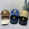 Europäisches und amerikanisches Alphabet Lederetikett C Alphabet Baseballkappe Alphabetstickerei Vier Jahreszeiten Herbst und Winter Internet-Berühmtheit Sonnenschutz