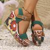 2025 neue europäische und amerikanische Mode bedruckte runde Zehenpartie Ein-Wort-Schnalle Damen Freizeitschuhe Übergröße Keilsandalen