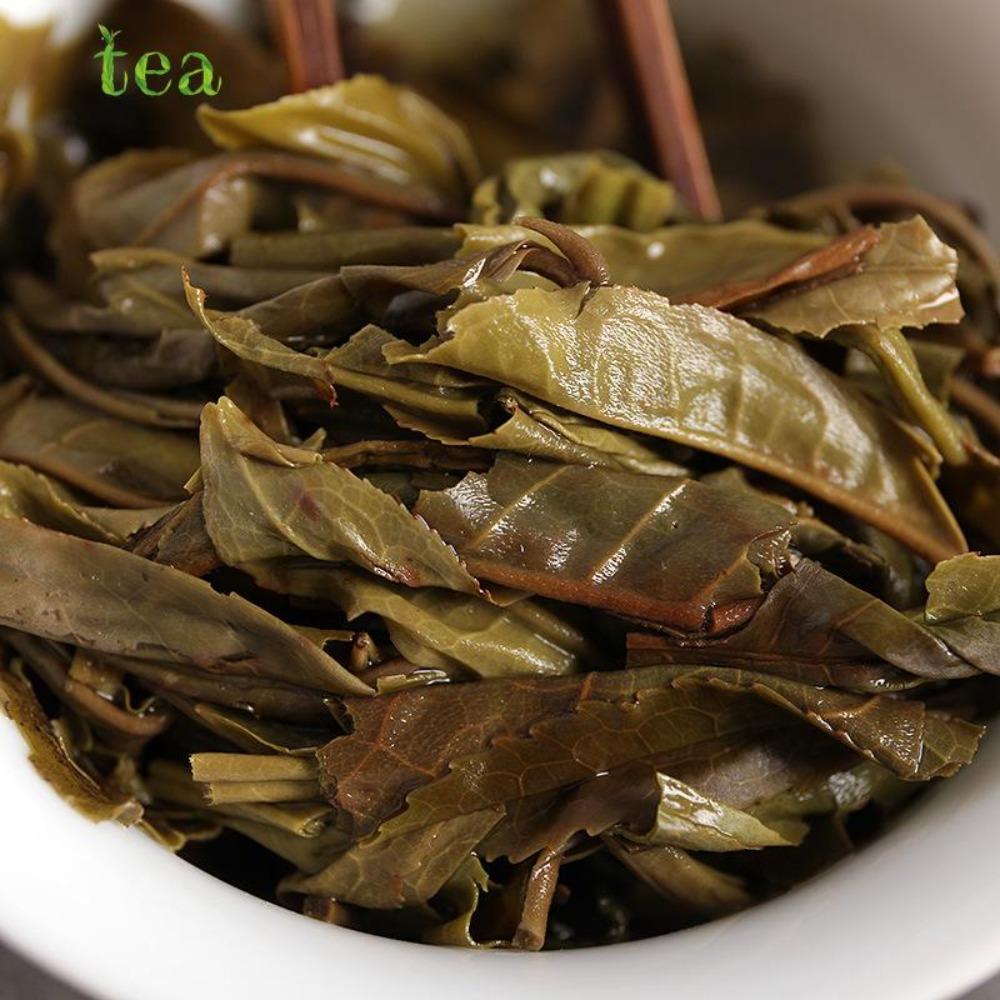 2017 Yunnan Iceland Ancient Tree Raw Puer Tea Cake 200g