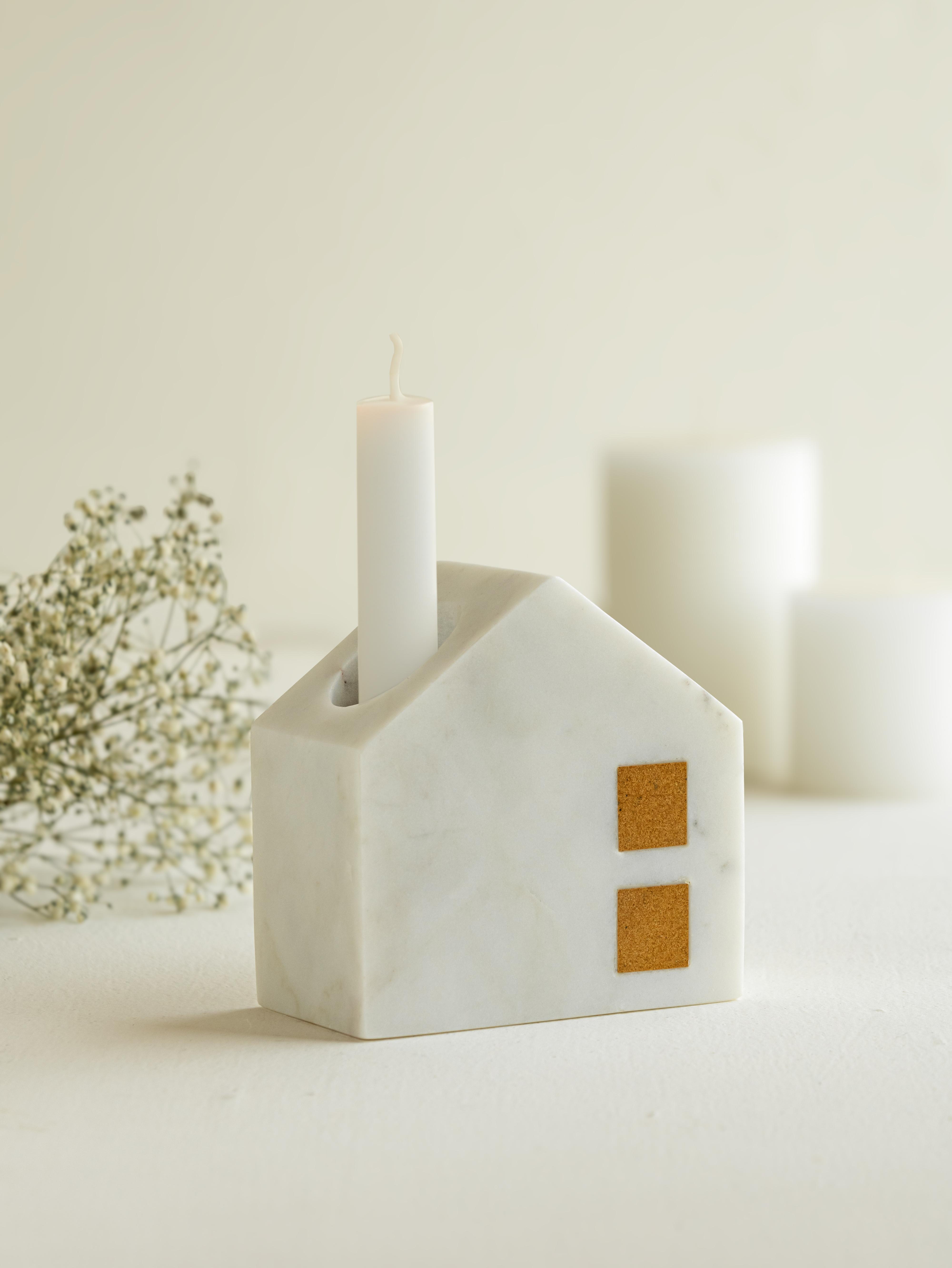 

Marble House Candlestick Holder: Personalized Home Decor Gift белый