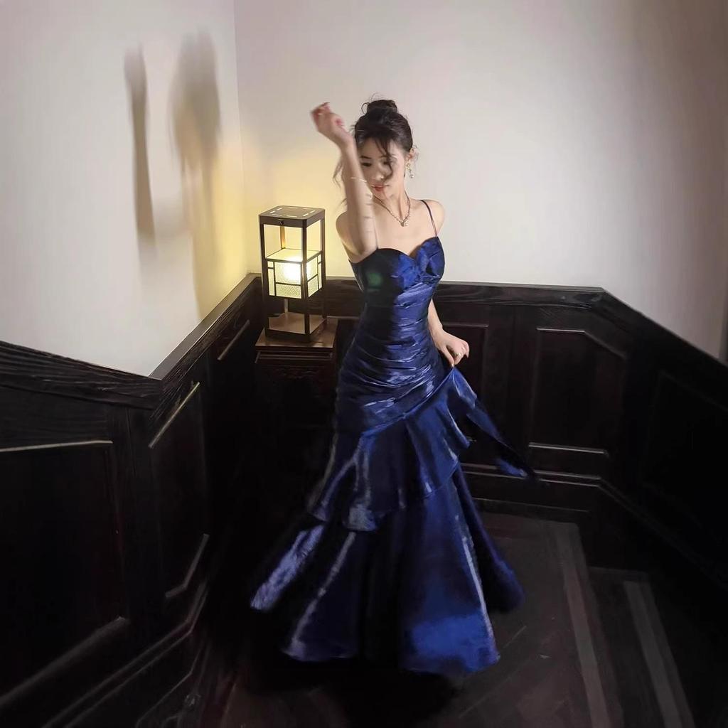 שמלת ערב ירוקה אלגנטית ומחמיאה - שמלה ארוכה לבלייניות צעירות