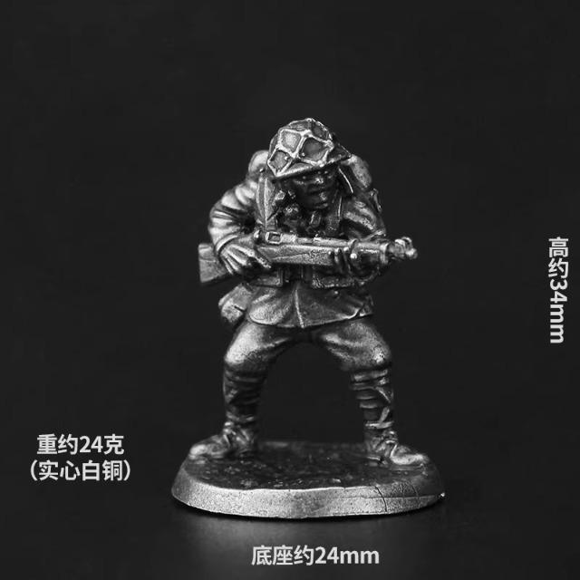 WW2 Military Soldier Figures Army Men Model Toy Desktop Wargame Miniatures Tabletop Game Pieces Decor