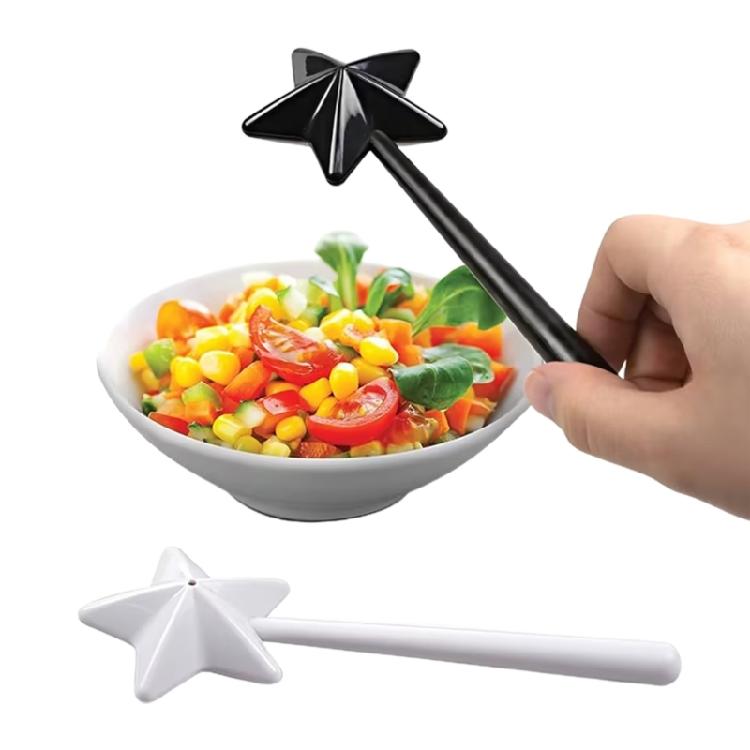 Magical Wands Shape Pepper Spices Dispenser Salt Control Bottle Plastic Material