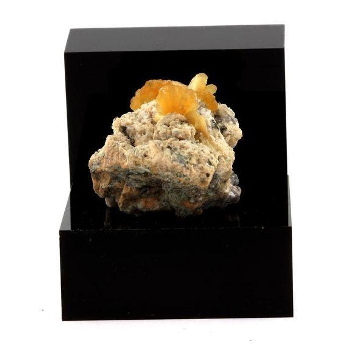 Stellerite Chabazite 141.1 carats