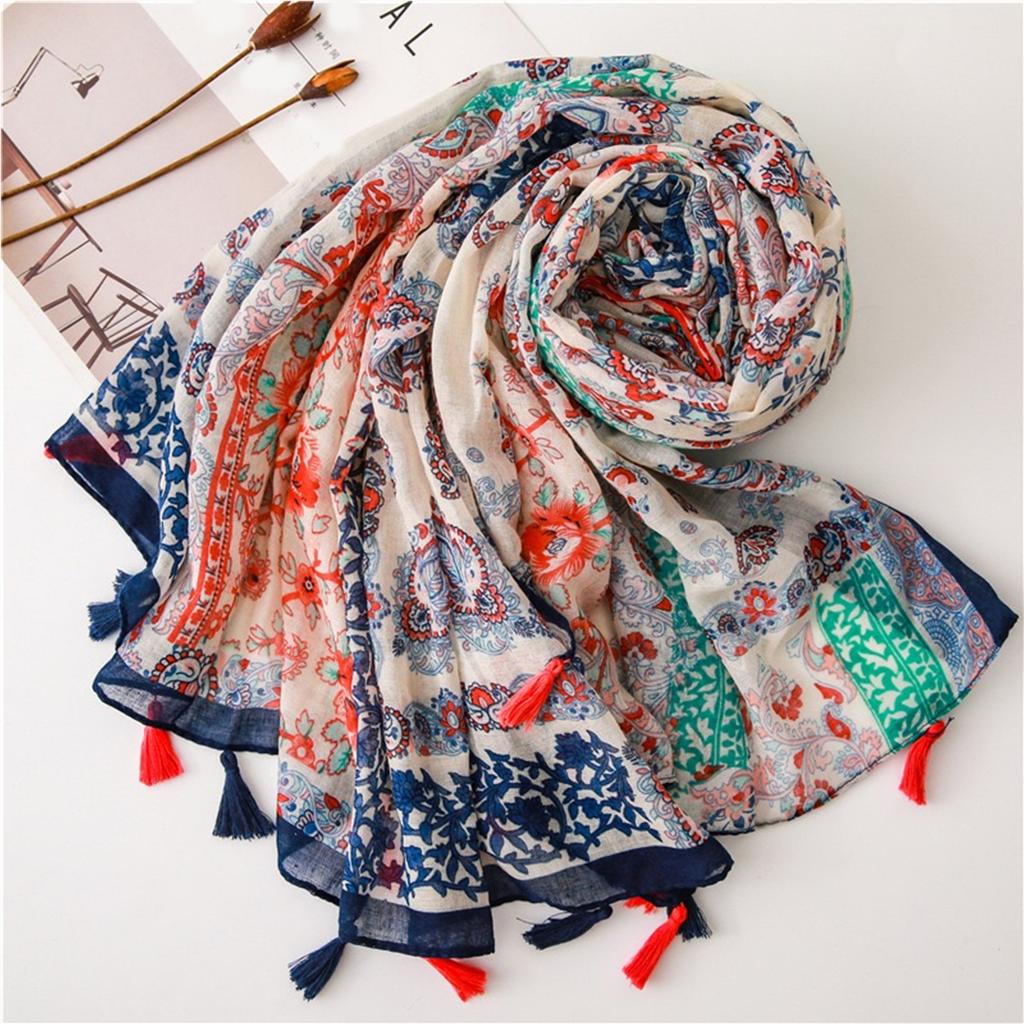 Fashion 180 * 85cm Warm Bandanna Female Style Windproof Beach Towel, New Print Muslim Headscarf, The Four Seasons Tassels Shawls