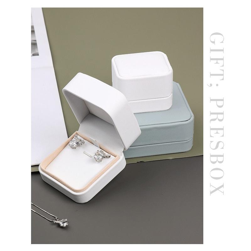 Simple Solid Color Ring Box White PU Leather Proposal Engagement Wedding Ring Box Holiday Gift Packaging Earring Storage Case