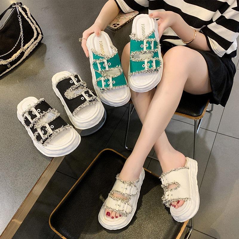 Summer Wear In  The New Senior Fashion Sense Dissolve Thick Bottom Beach Shoes