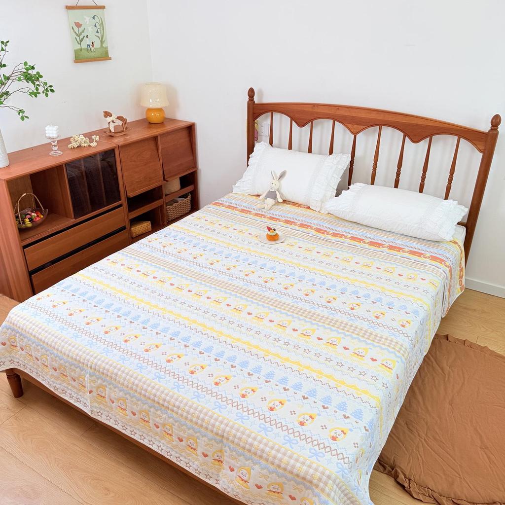 Pure Cotton Six-Layer Gauze Mat: Cool, Soft, and Thick - Perfect for All Seasons, Babies, and Dorm Beds
