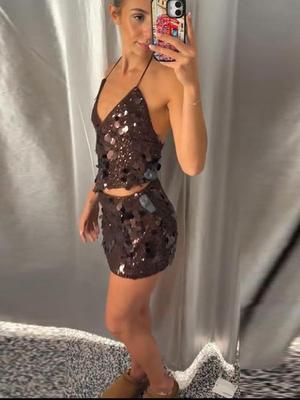 2025 Red Sequin Strappy Deep V-Neck Ball Gown & Hip-Hugging Skirt Set