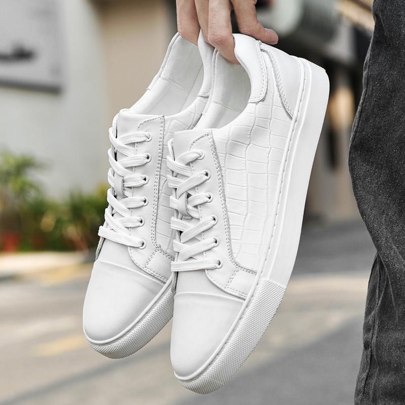 Mode Echtes Leder Herren Sneaker Stilvolle Formelle Skateboard Schuhe Freizeitspaziergang Männlich Tenis Masculino Neu Bequem Einfache Laufschuhe