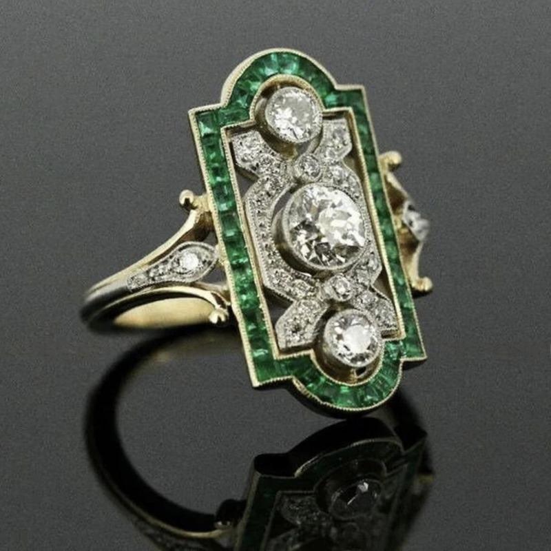 Vintage Round Geometry Copper Color Rings for Women Fashion Metal Inlaid White Green Stones Ring Jewelry