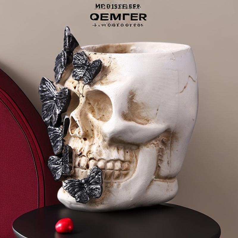 Cross-Border Halloween Butterfly Skull Resin Pen Holder Ornament