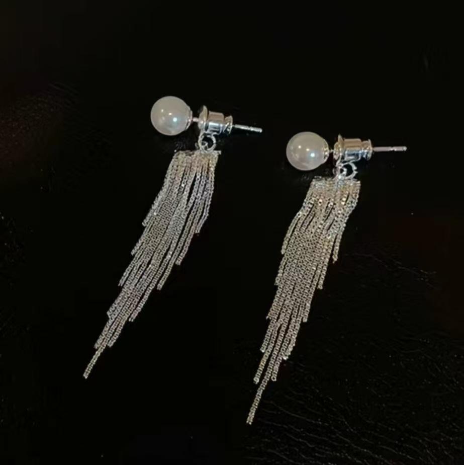 Elegant French Tassel Pearl Earrings for Women – Luxurious, Slimming, Hot-Selling New Style