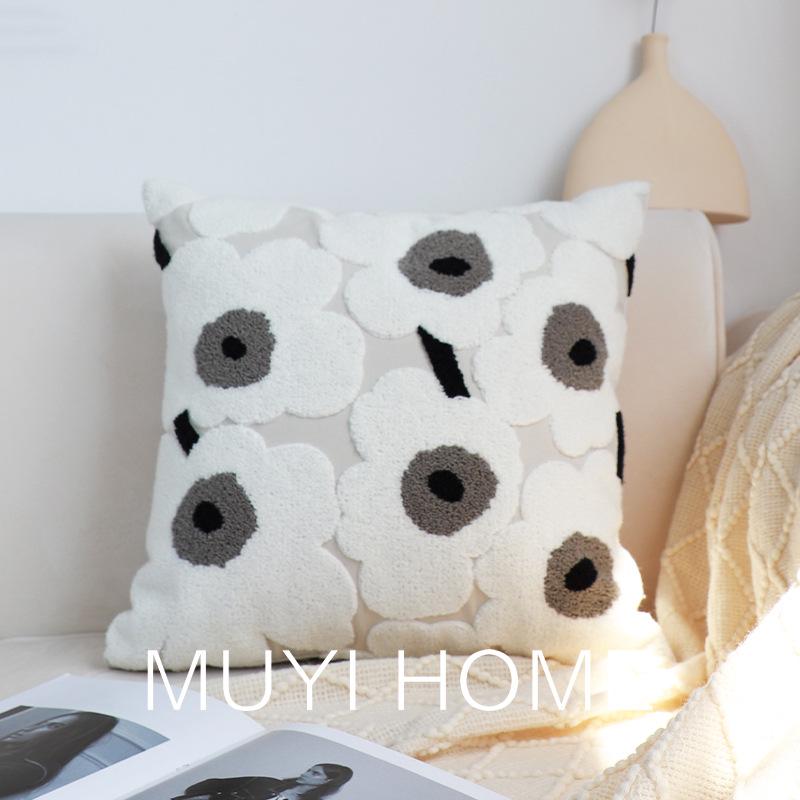 Наволочка с изображением финского мака черно-белая - роскошная подушка для гостиной дивана или кровати 45x45cm Pillowcase Only 2230₽