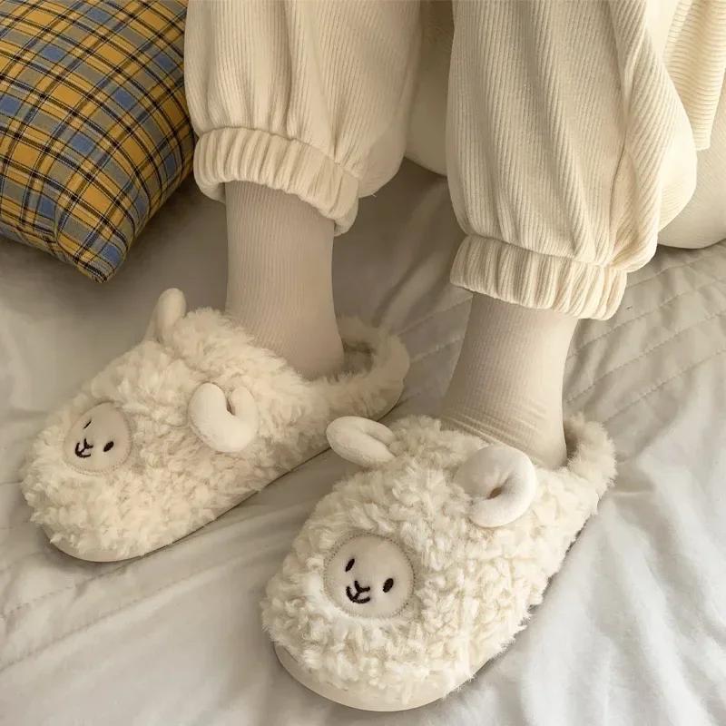 

2024 Cotton Slippers Lovers Cute Cartoon Girl Heart Sheep Drag Winter Indoor Home Soft Bottom Plush Cotton Drag 42-43 білий