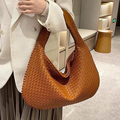 French Style Underarm Bag, New High-end Woven Bag, Shoulder Handbag, Women's Atmospheric Versatile Commuter Bag