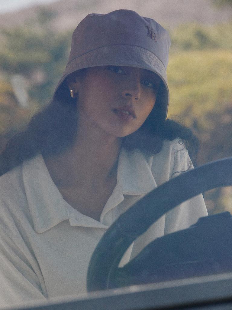 Atteulabeleu Y&R Bucket Hat Beige