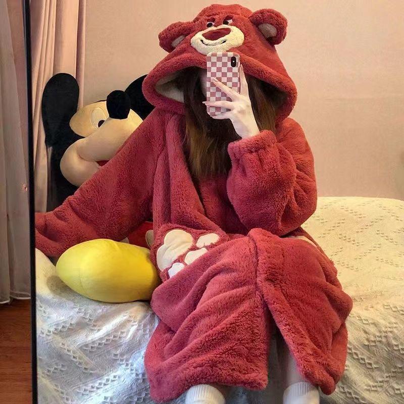 Women's Coral Fleece Hooded Pajama Set - Cute Cartoon Nightgown for Autumn/Winter