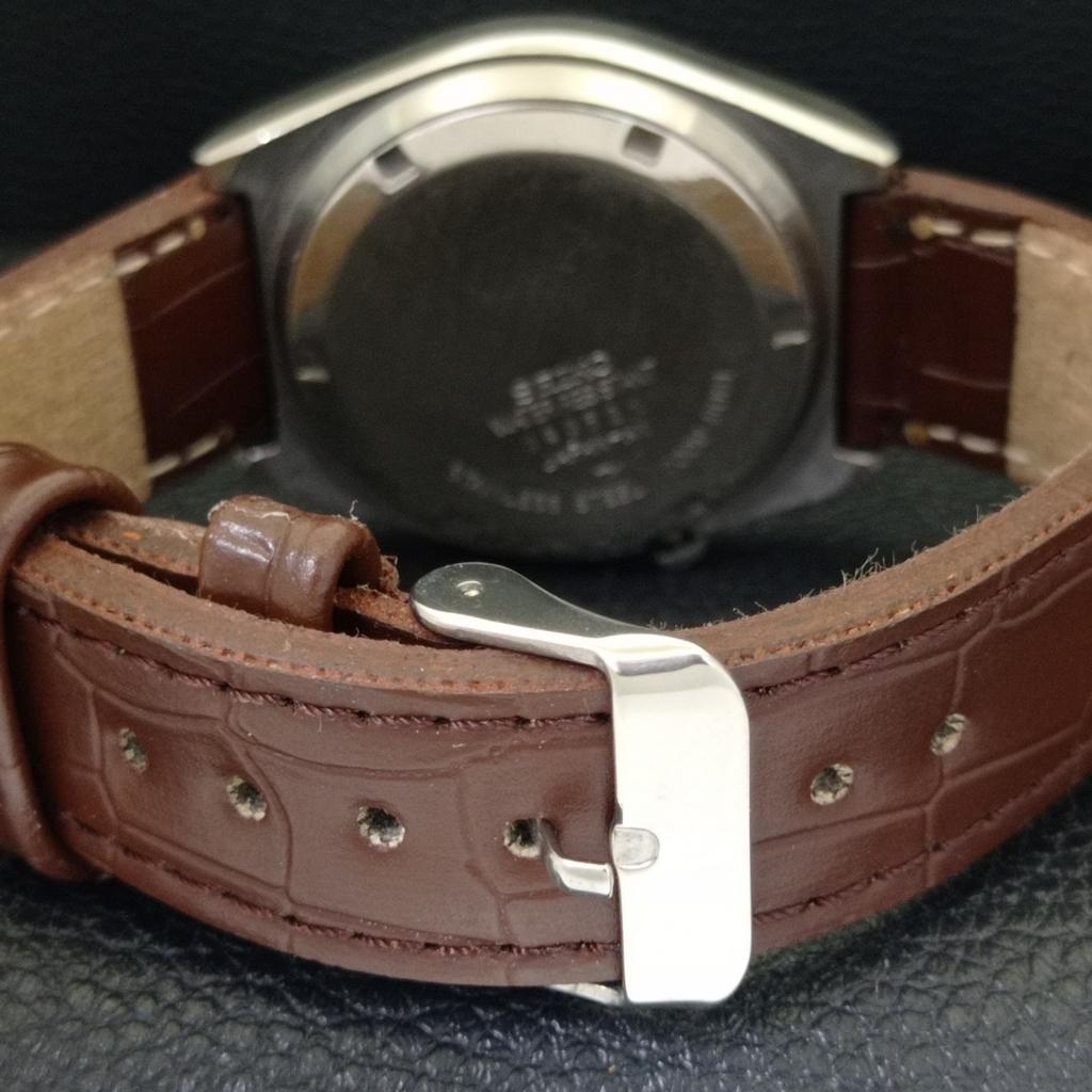 Seiko 5 AUTOMATIC JAPAN MENS 7009A VINTAGE MAROON COLOR DIAL WATCH A701277-5