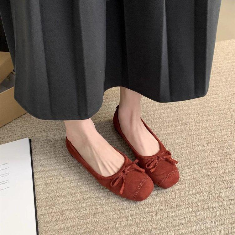 

Gentle fairy style single shoes female 2025 spring new French elegant bow light mouth with skirt Mary Jane shoes 40