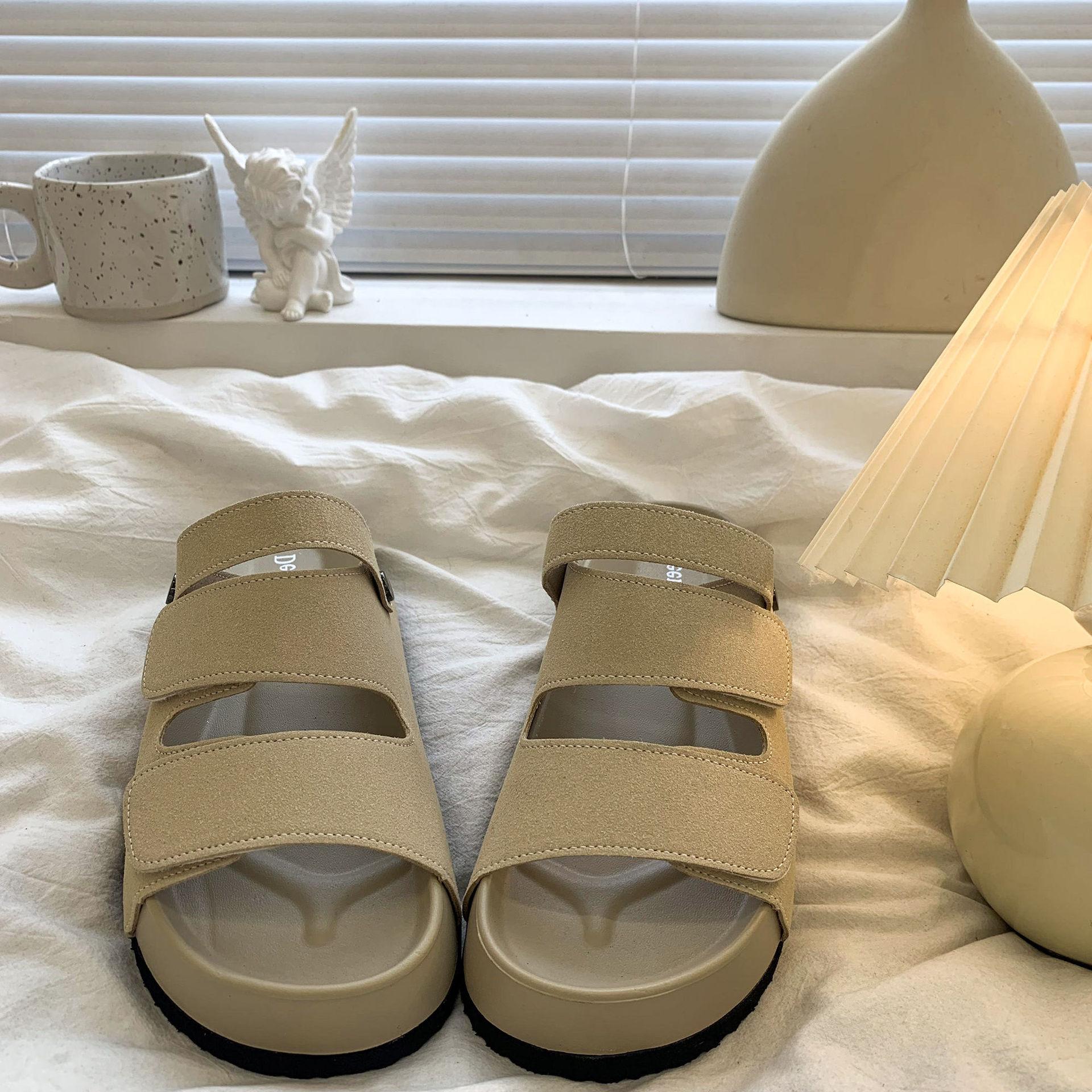 

Niche sandals women s summer new fashion thick sole word with beach sandals 35 бежевий