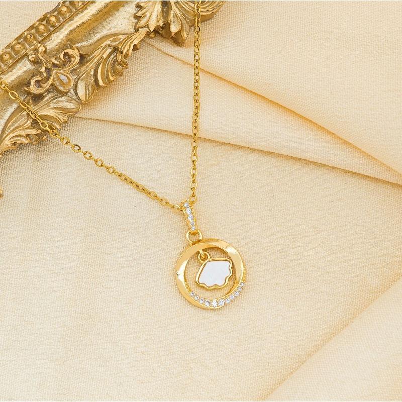Necklace Women's Round Ring Dazzling Shell New Style Necklace Fan-shaped Fashionably Simple Elegant Accessory