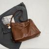 Maillard large-capacity messenger bag, new autumn casual versatile commuter women's single shoulder tote bag
