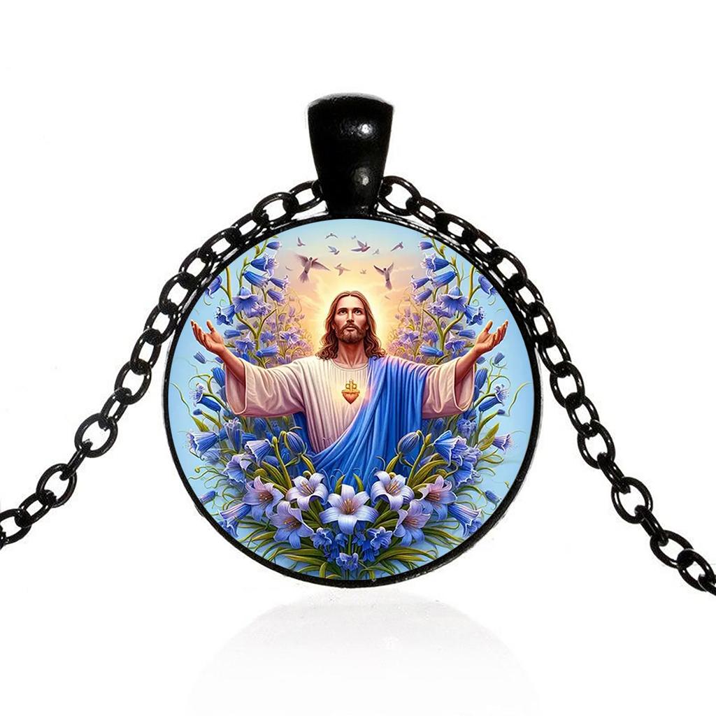 A vintage style holy Jesus pendant Jesus blessing glass pendant necklace fashion accessories suitable for daily wear