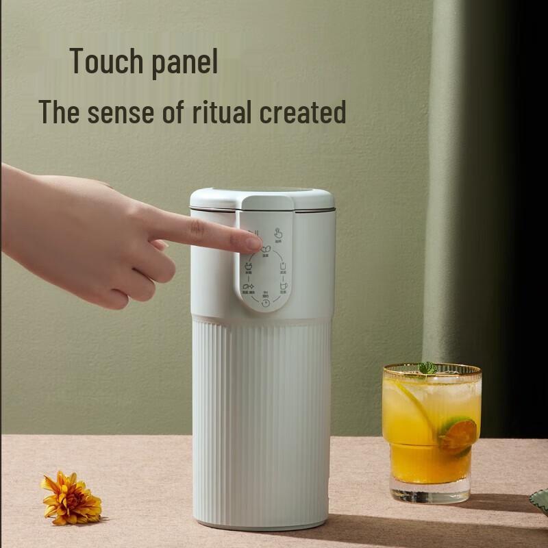 Mokkom Portable Mini Juicer Blender