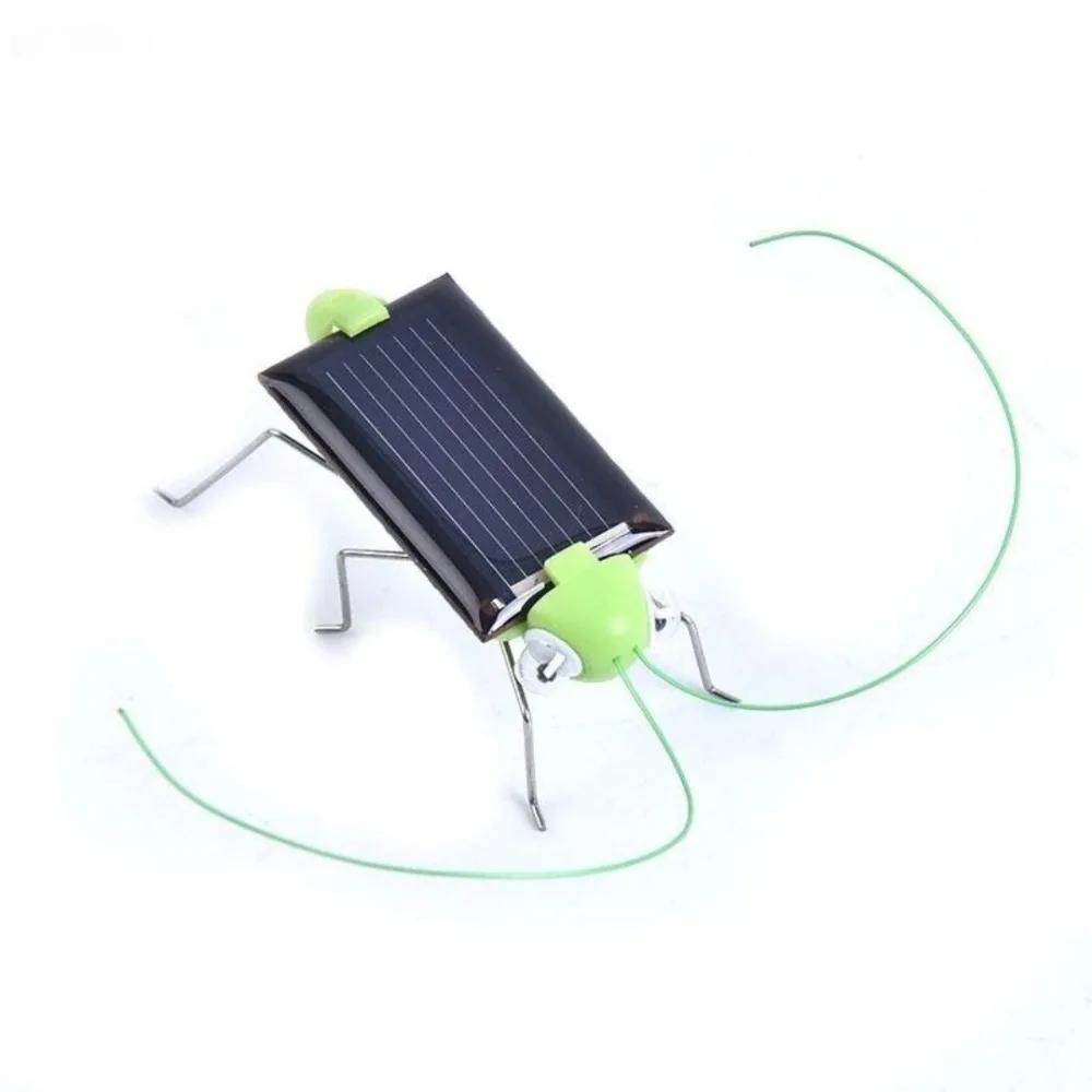 Solar Powered Grasshopper A Small Technological Creation A Fun Prankeducational Gift for Children's Intelligence Enlightenment