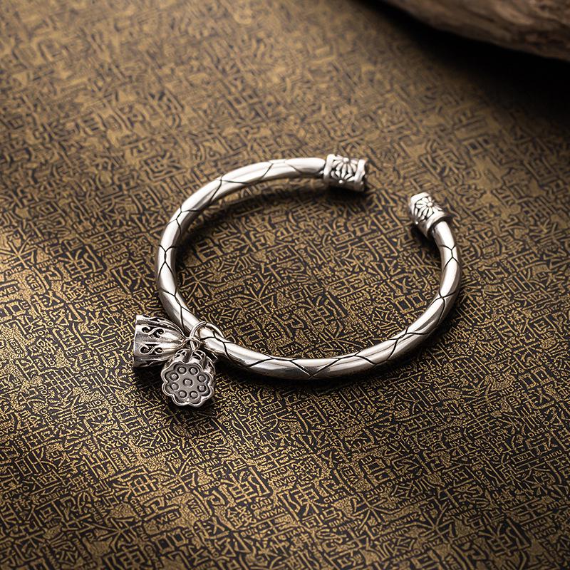 Retro Heritage Antique Silver Lotus Pod Open Bangle - Elegant Valentine's Day or Birthday Gift for Her.
