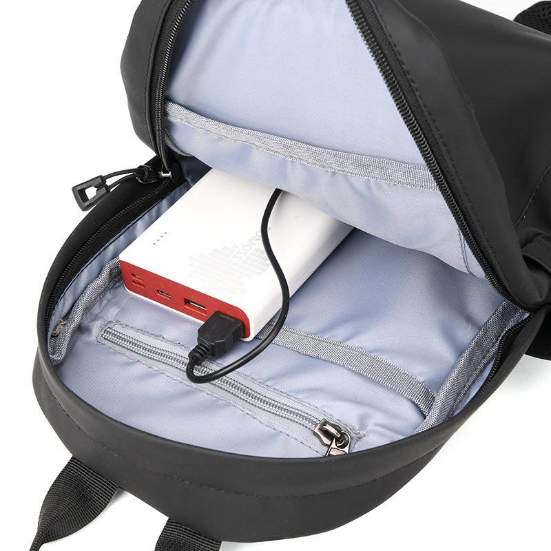 Men's and women's messenger bags Large capacity breast bags Going out for travel Wear-resistant fashion messenger bags Breast bags