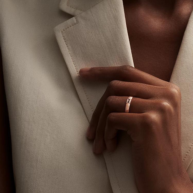 Hermes Ever Herakles Diamond Rose Gold Ring Unisex rings H119850B