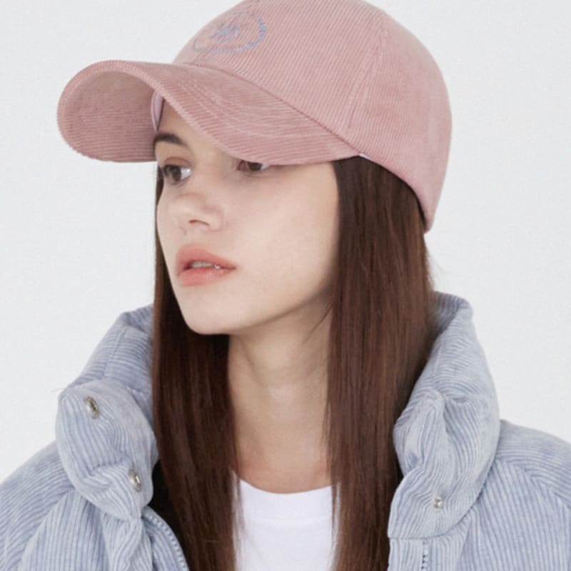 ULUK Lucida C Broderad Manchester Keps 4 Färger