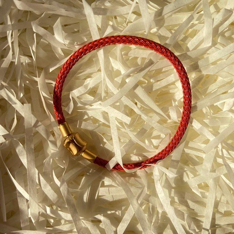 

Ремешок для переноски Применимо к серии Charme Переносные бусины Браслет из нержавеющей стали Водонепроницаемый нейлоновый тросик Пудра цветущей сакуры 3 мм Coral Red 17cm