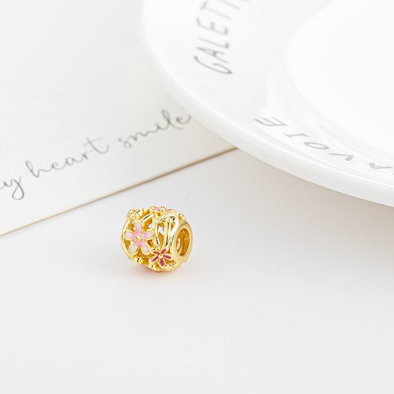 Gold plated Daisy Flower, Butterfly, Bee Dangle Charm Bead fit European Original Bracelet Women DIY Jewelry Accessories