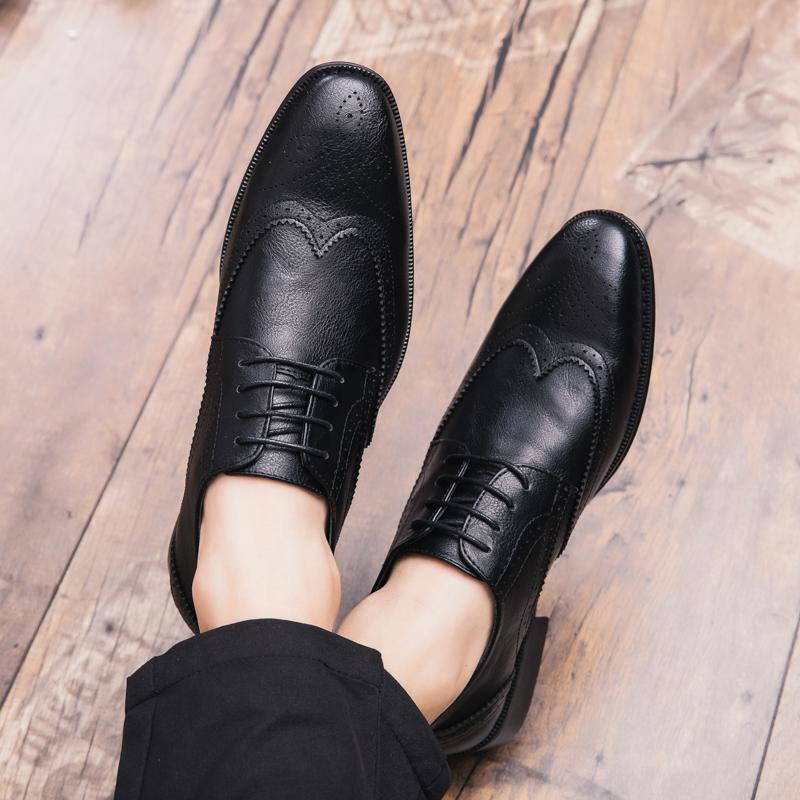Fashion Size 38-47 Men Retro Brogue Leather Shoes Black Brown American Lace-up Business Brand Leather Shoes Wedding Banquet Shoes Men